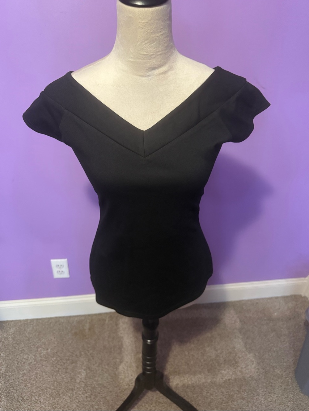 Unique Vintage Black Off-Shoulder V-Neck Top